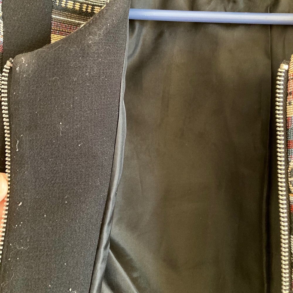 4/$30 Stripped Cropped Jacket - Picture 3 of 3